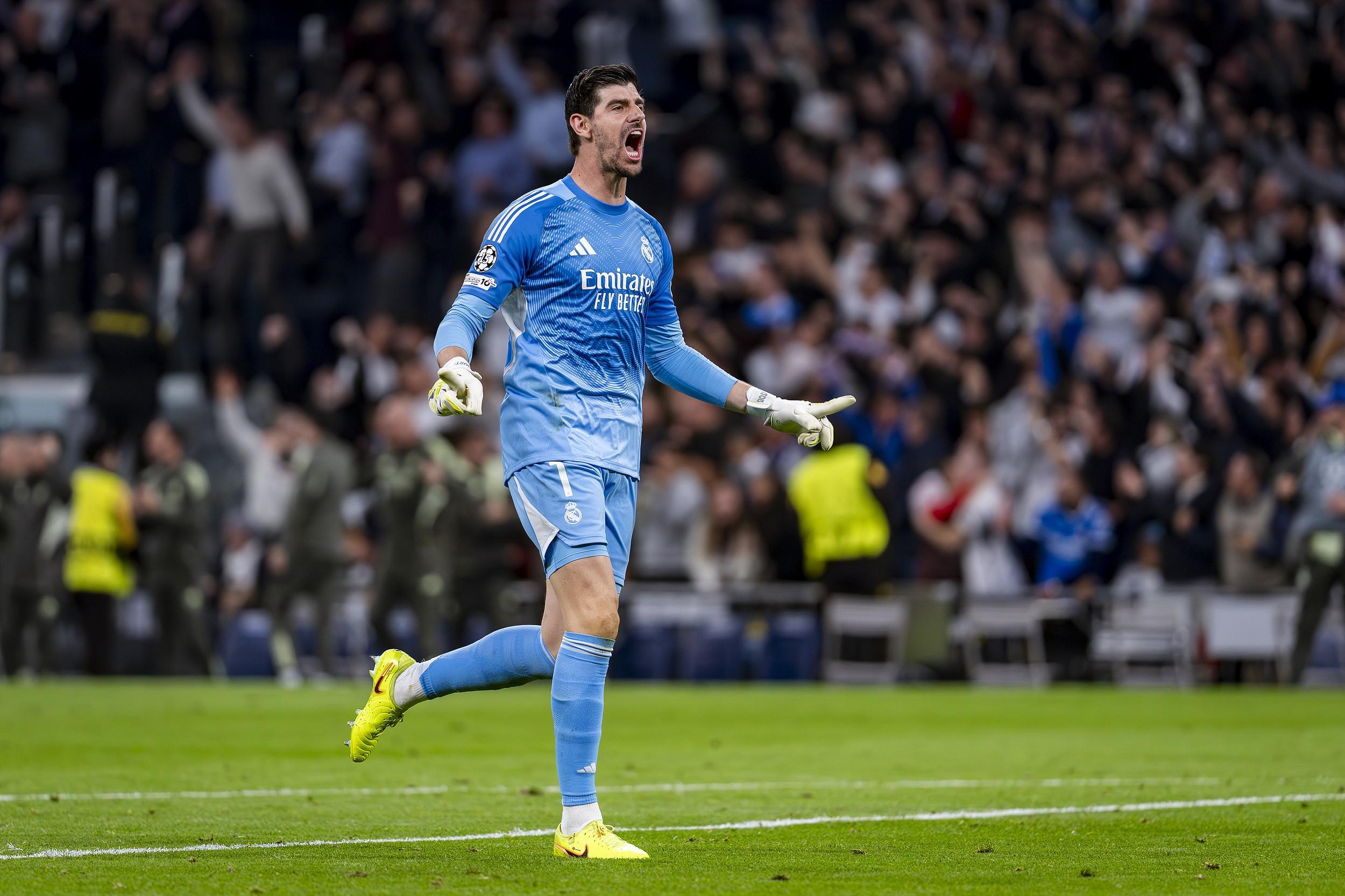 8868体育赛事直播-这是属于人类的扑救吗？库尔图瓦极限反应，用腿挡出奥赖利捅射